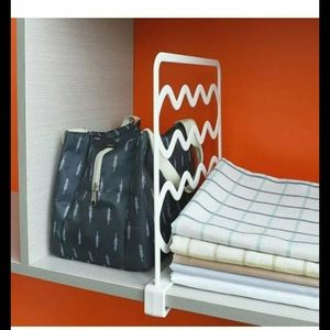 Shelf dividers
